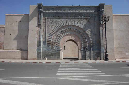 Exterior de la Bab Aknaw en 2023