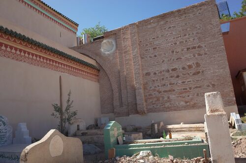 Detalle de la parte visible de la Bāb al-Šarīʿa de Marrakech